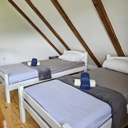 Seosko Domacinstvo Bajbut * Bihać