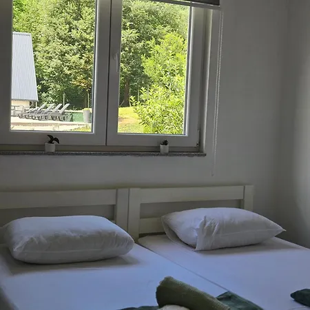 Apartament Seosko Domacinstvo Bajbut