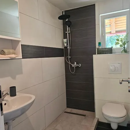 Seosko Domacinstvo Bajbut 아파트 Bihać