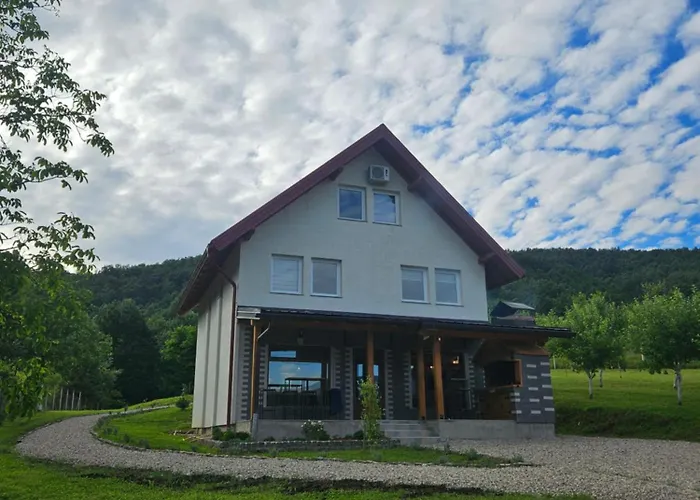 Seosko Domacinstvo Bajbut * Bihać