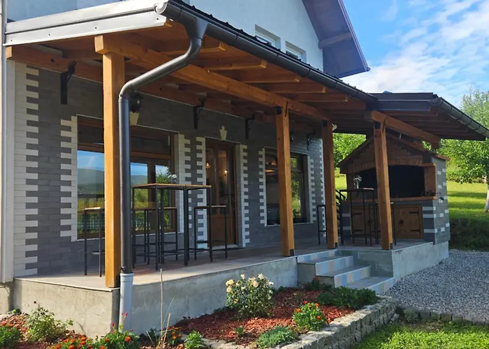 Seosko Domacinstvo Bajbut * Bihać